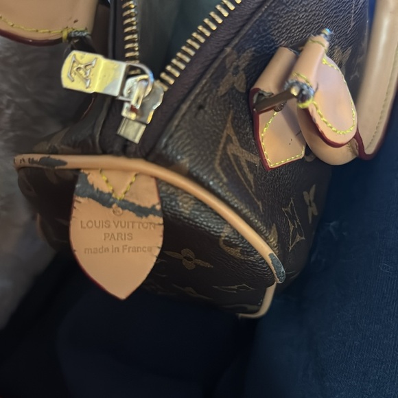 Nano speedy Louis Vuitton purse - Picture 4 of 4